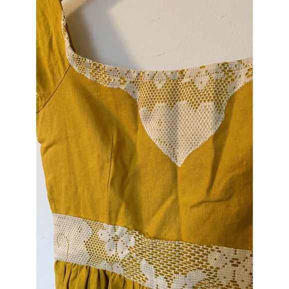 SOLD - Etsy, Lace & Linen Off-Shoulder Dress - Picture 5 of 7